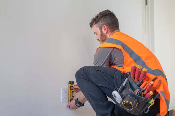 Electrical Outlet Repair in Chicago, IL